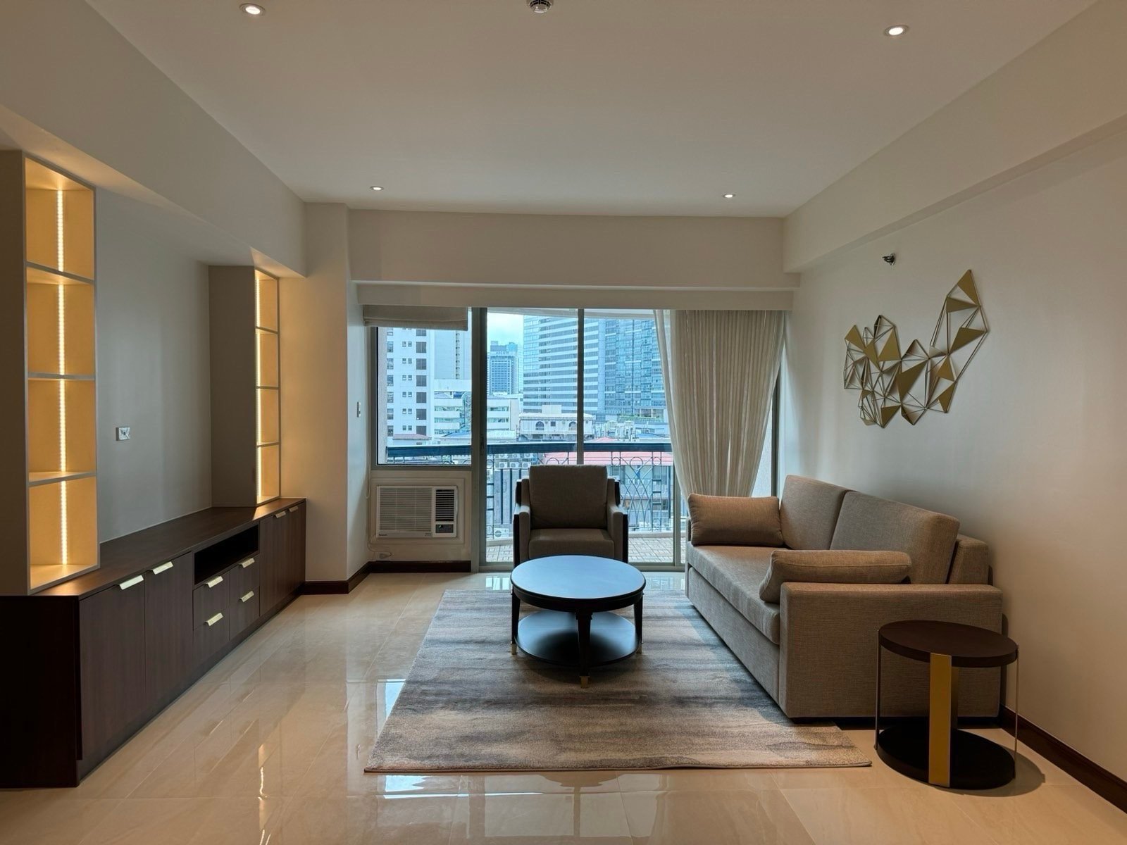 Renovated 2 Bedroom for Rent in Frabella Condominium Legaspi Makati. Property ID: FM020