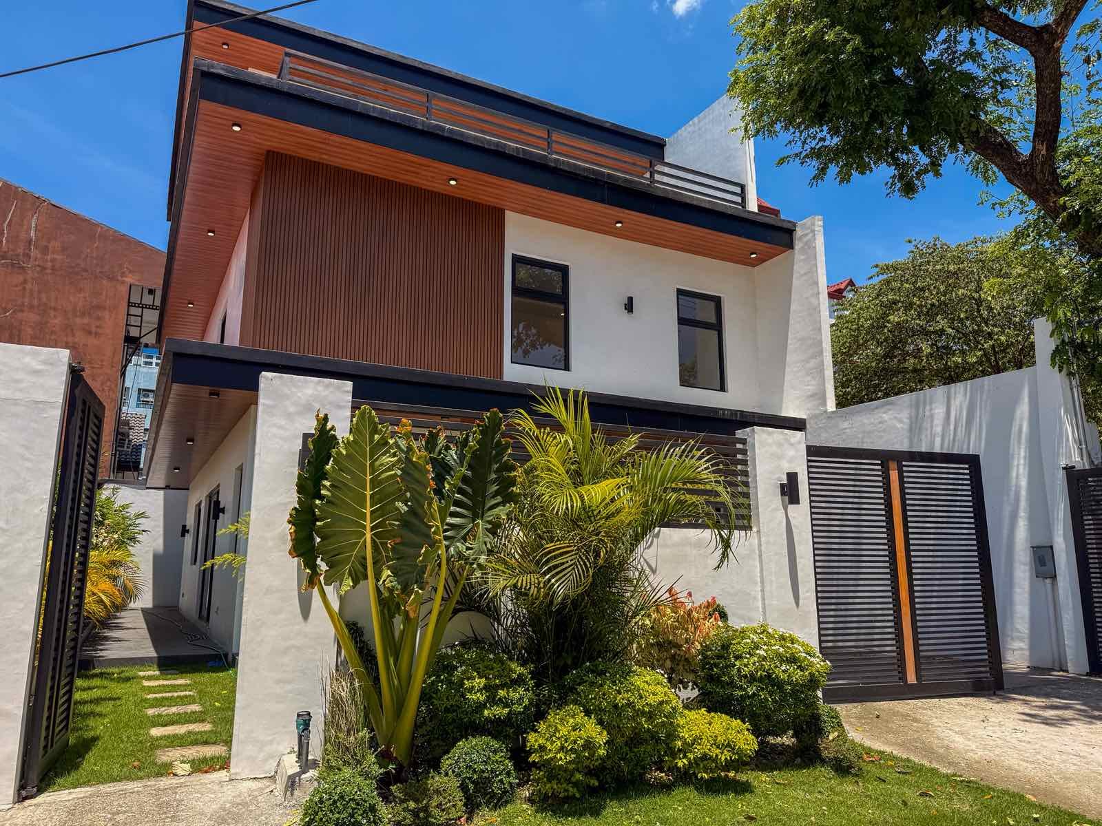 5 Bedroom House for Sale in Afpovai Phase 2 Taguig, Property ID: FM011