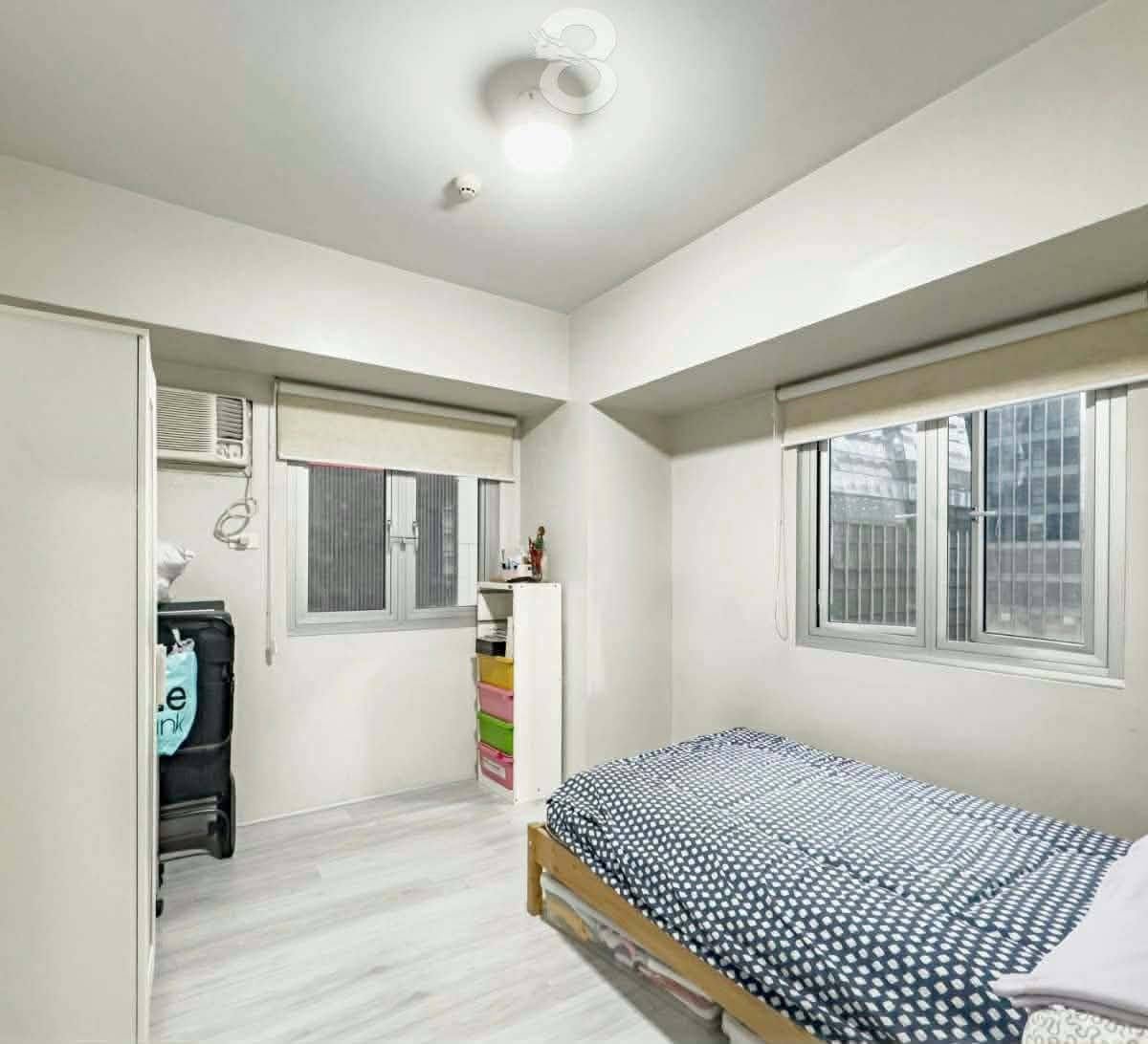 For Rent 1bedroom with Balcony | Avida Towers 9th Ave, BGC