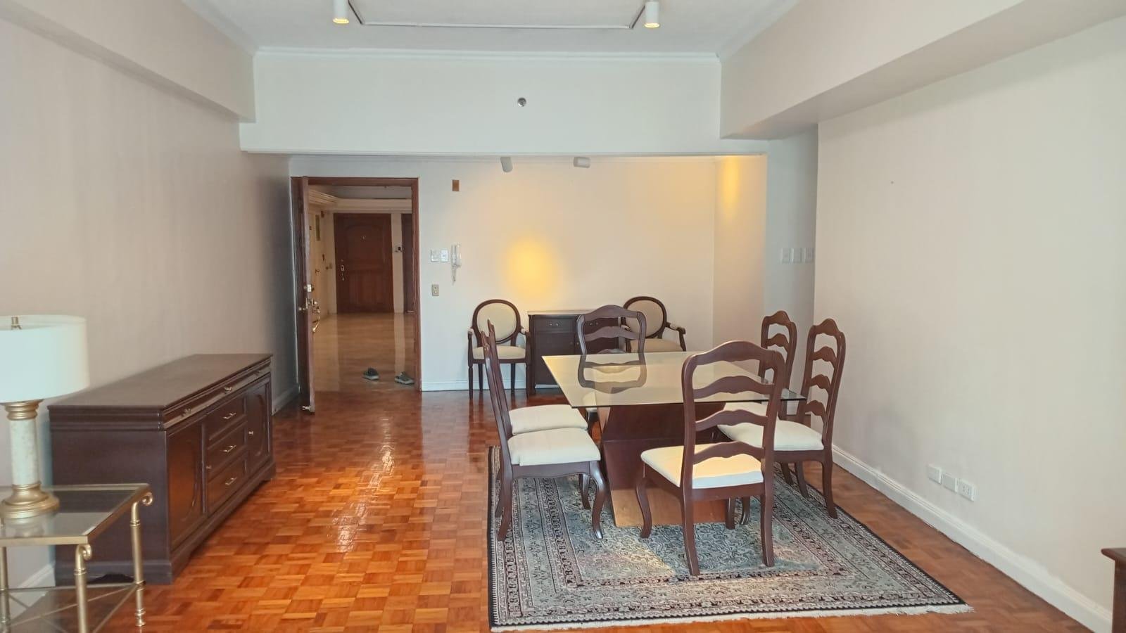 2 Bedroom for Rent in Frabella Condominium Legaspi Makati. Property ID: FM021