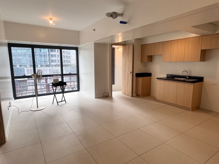 1 Bedroom in The Gentry Residences Salcedo Village Makati City Condo for Sale Property ID: RT008