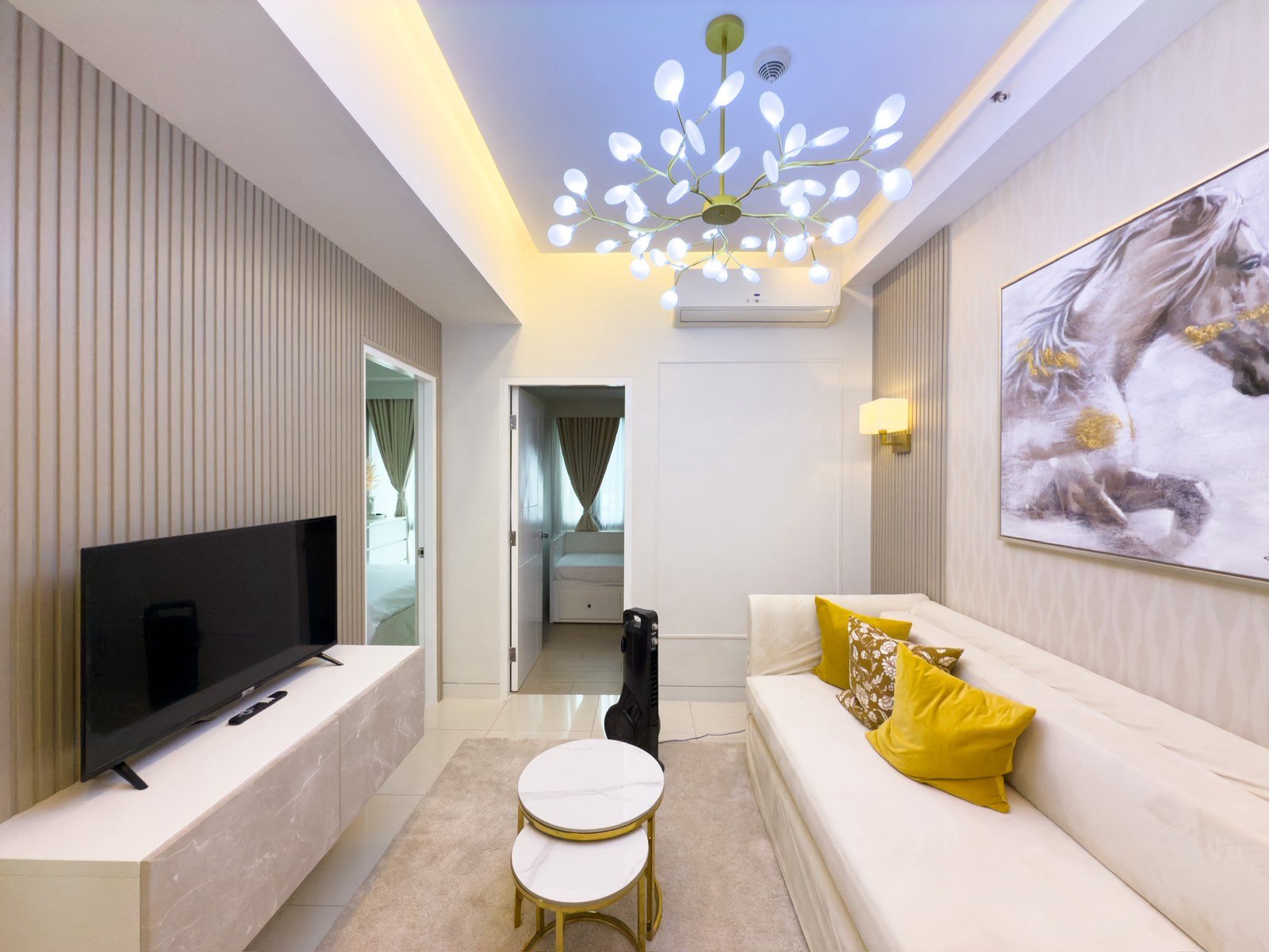 2 Bedroom for Rent in Greenbelt Hamilton Tower 1 Legaspi Makati. Property ID: FM050