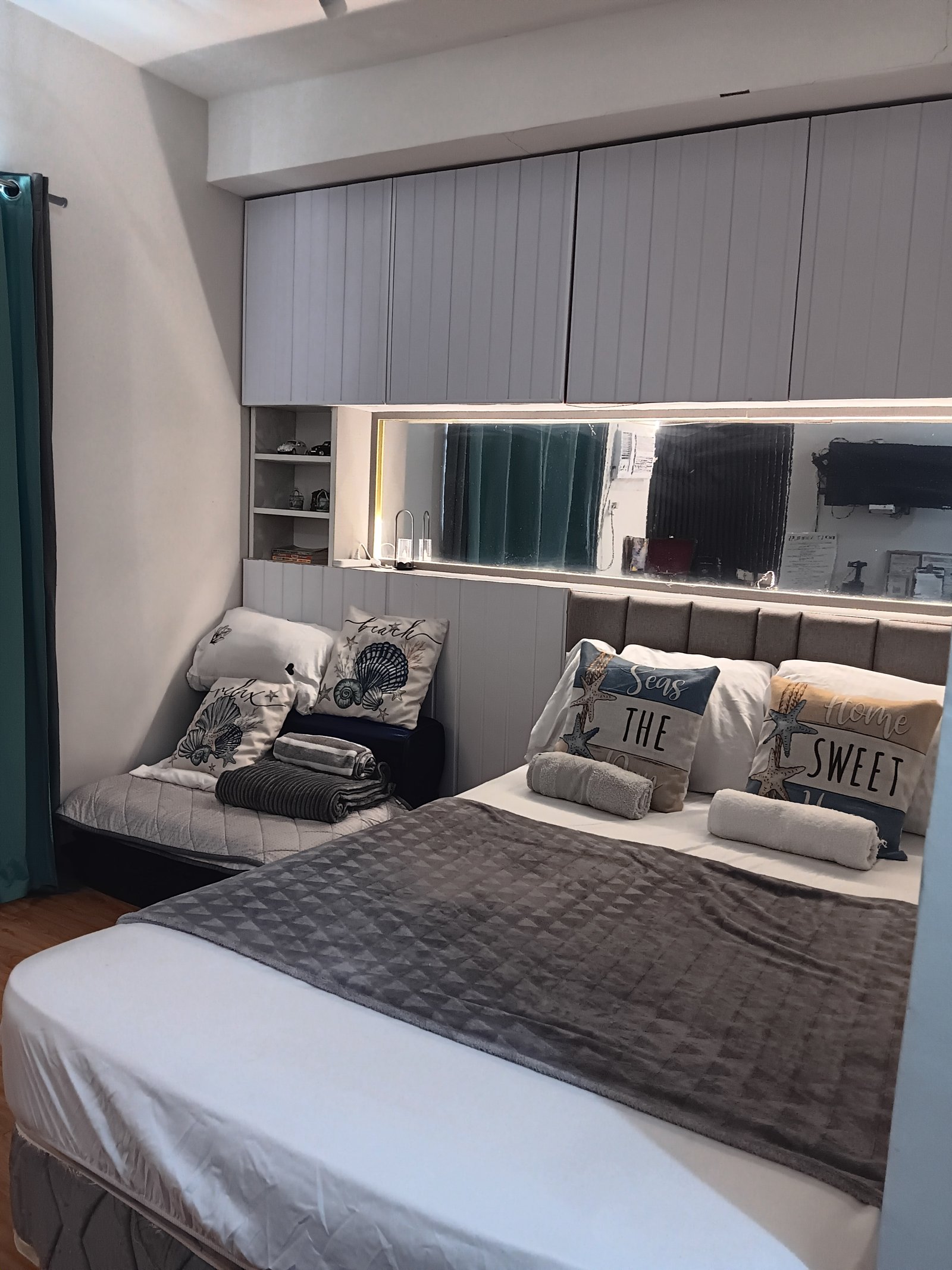 Roberts loft at Mesaverte Condominium