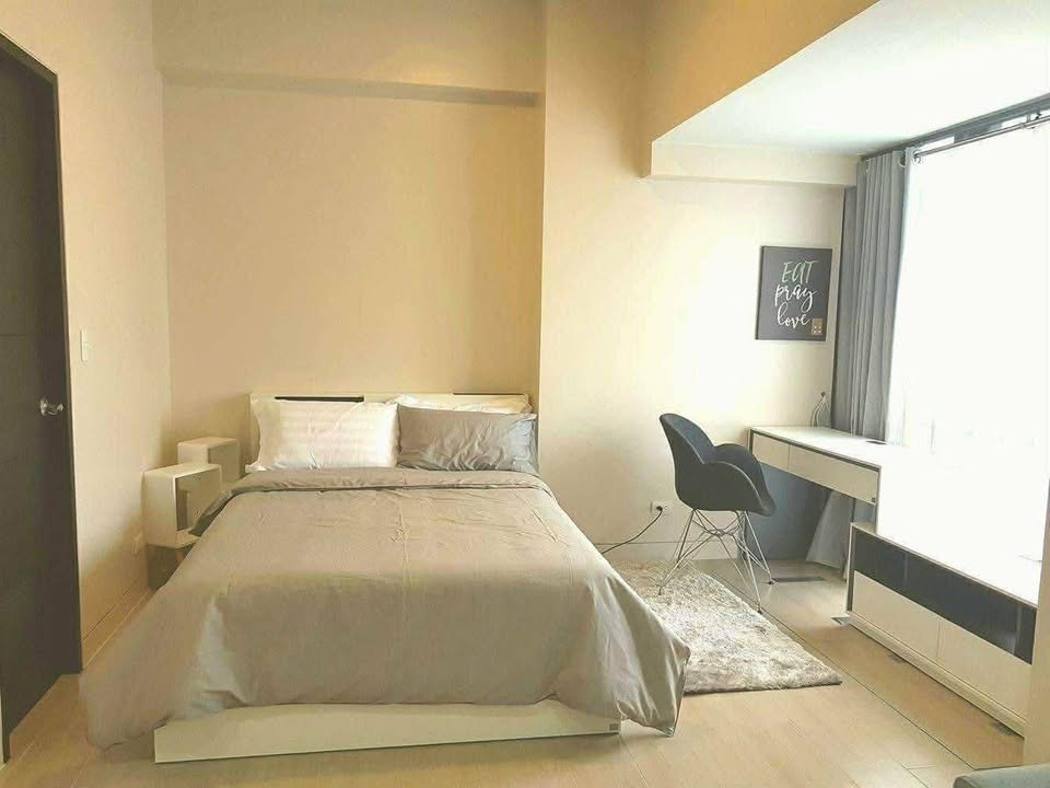 1 Bedroom in Greenbelt Hamilton Tower 1 Legaspi Village Makati City Condo for Rent Property ID: RT044