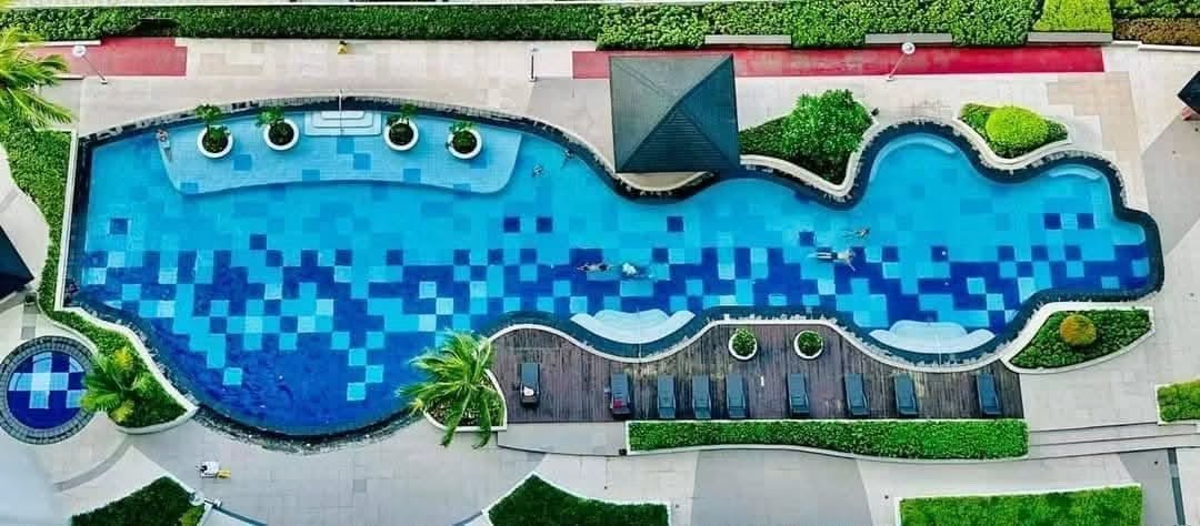 Montaire | Premium Condo Stay