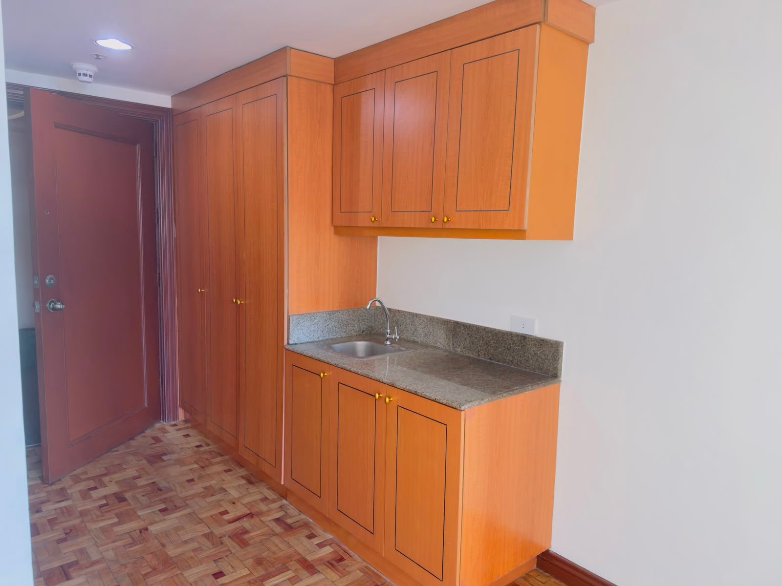 FOR RENT | Spacious Studio Unit | Makati Palace Condominium