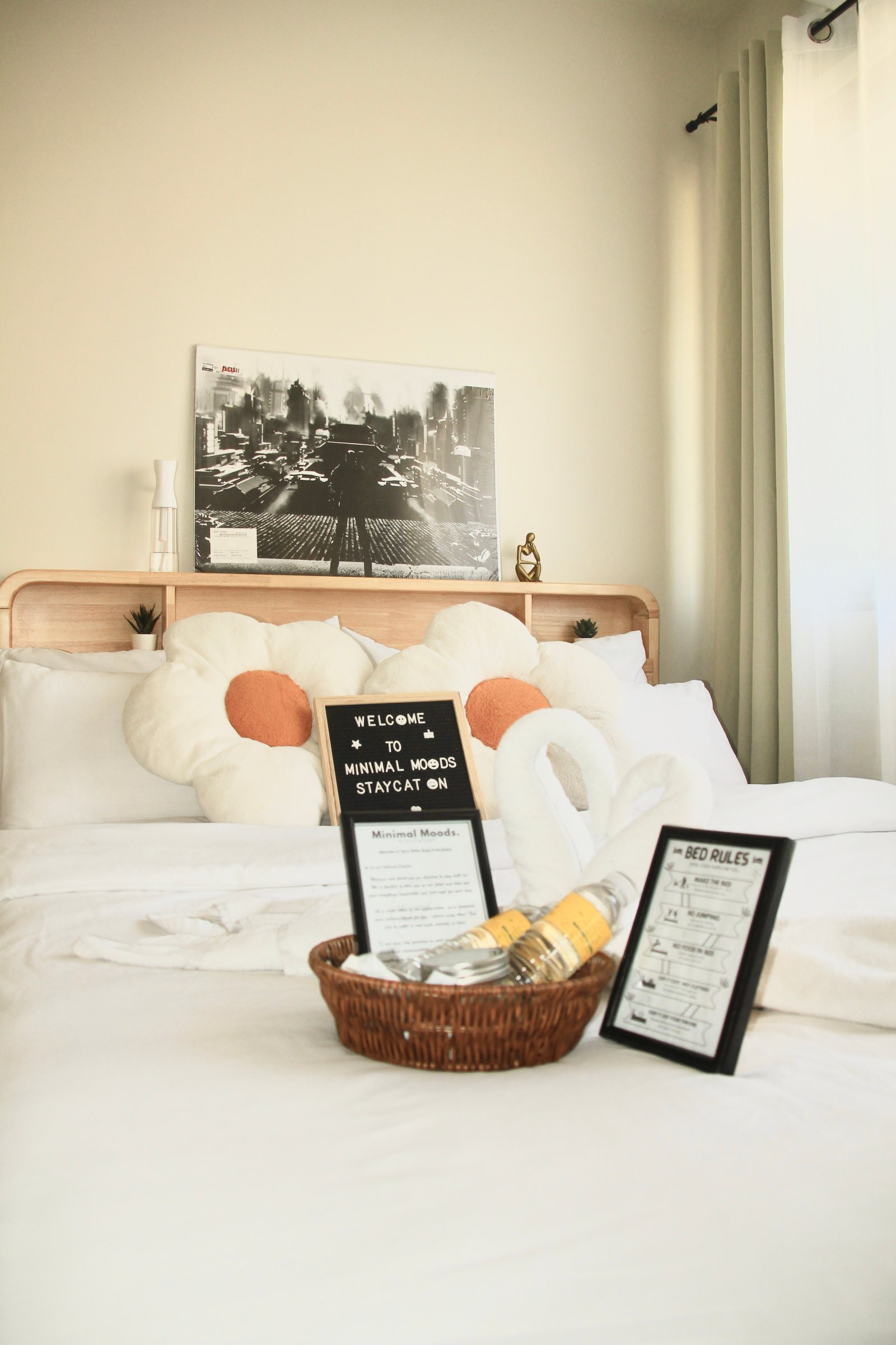 Minimal Moods Staycation