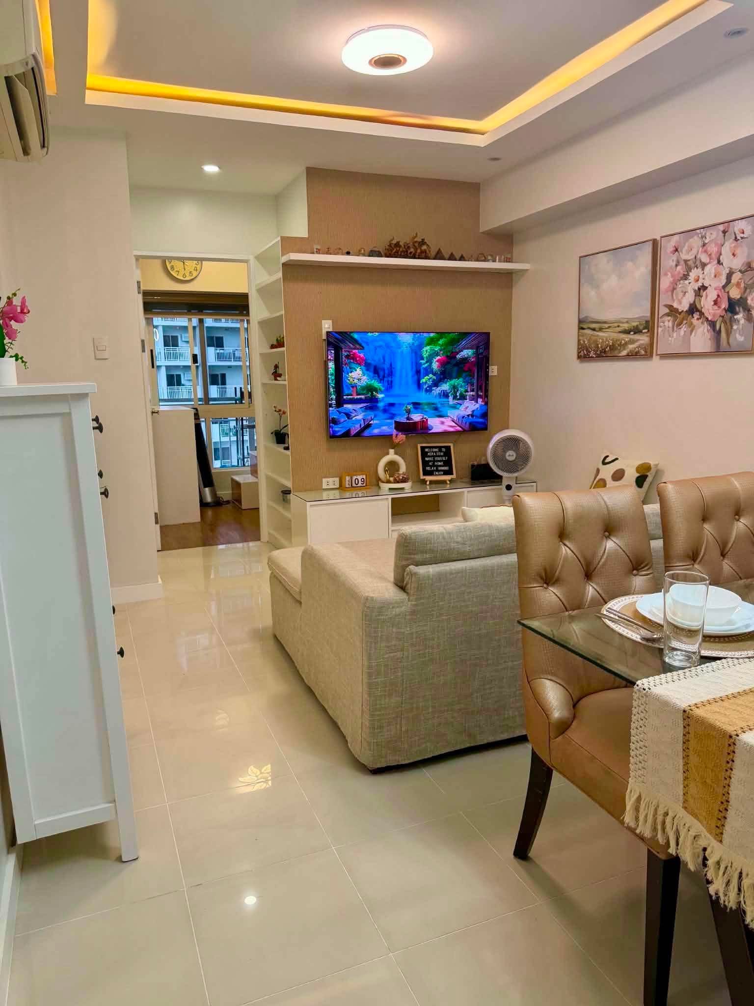Aera Stay | Cozy 2 BR Condo w/ Free Parking
