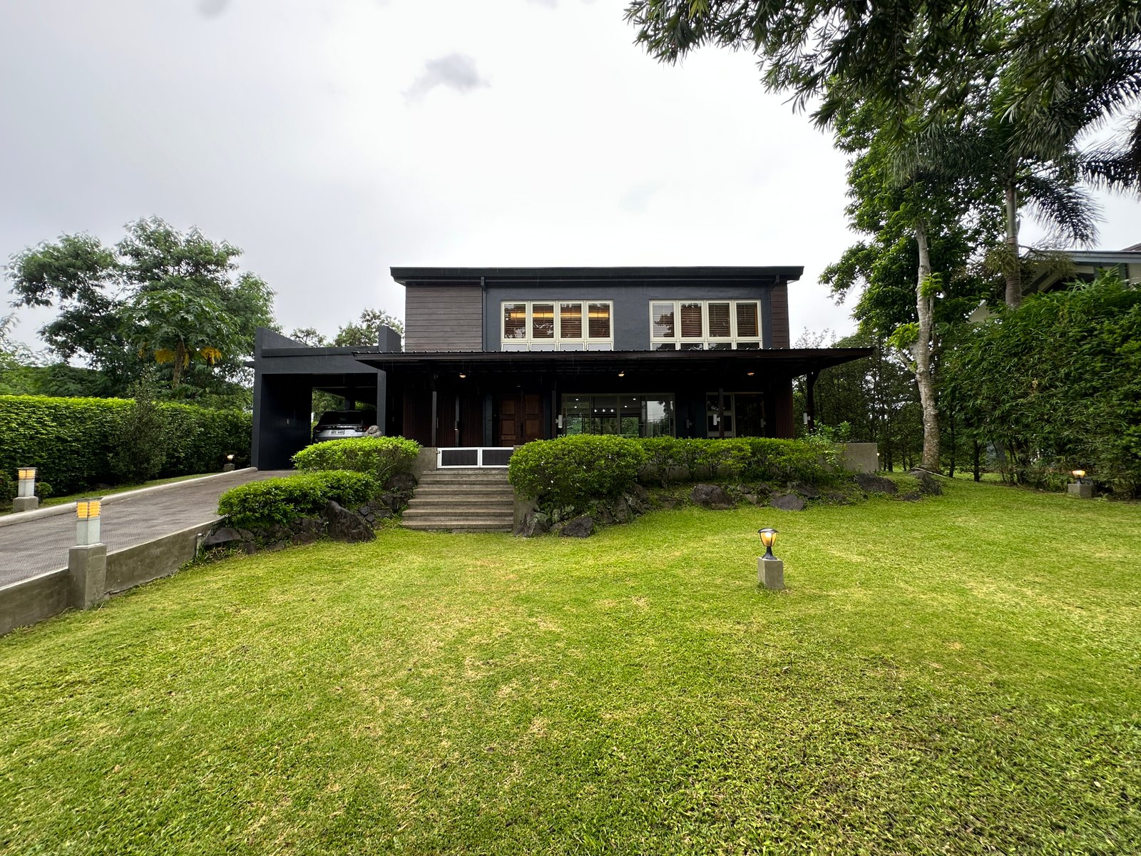 3 Bedroom House and Lot For Sale in Plantation Hills, Tagaytay| House and Lot for Sale | Property ID: EA022