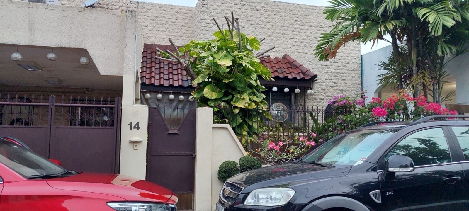 House and Lot for Sale in South Greenpark Village Paranaque. Property ID: FM028