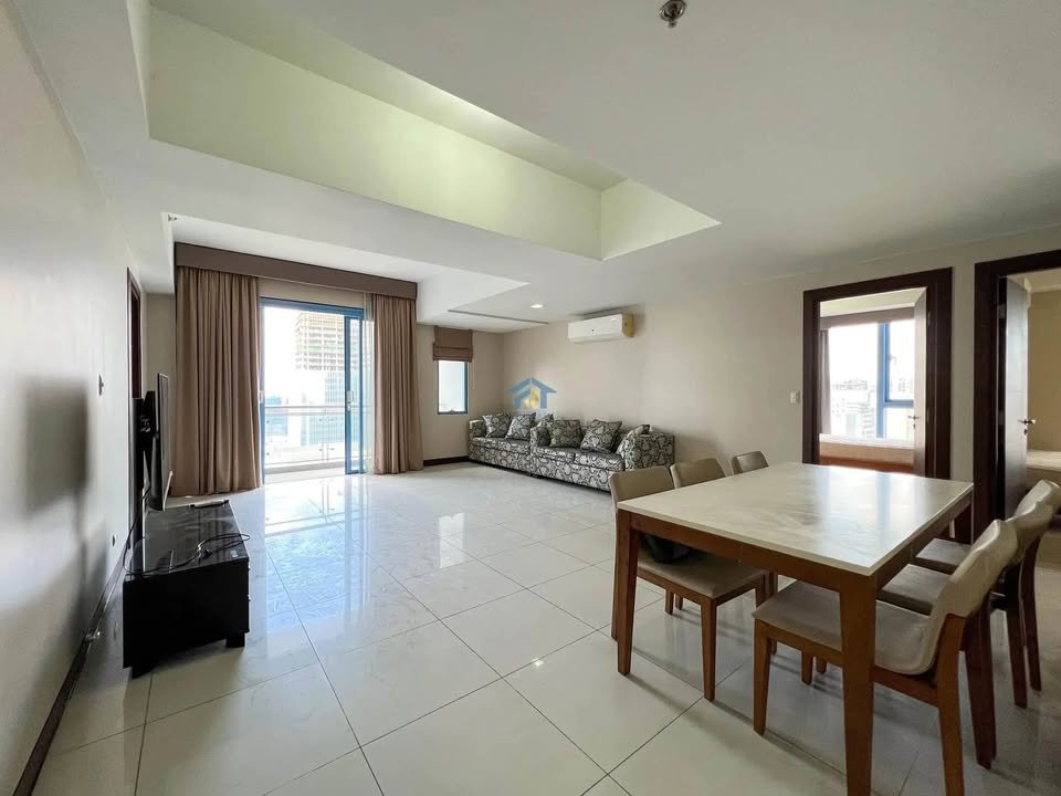 3 Bedroom in Three Central Salcedo Village Makati Condo for Rent Property ID: FM023