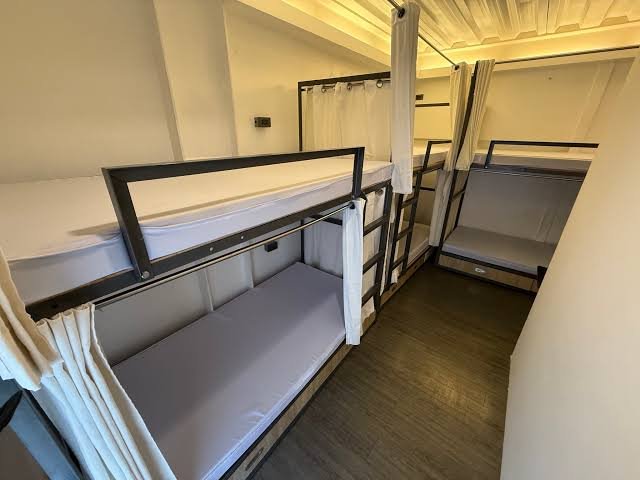 Quarto Ph (bedspacer 4pax room)