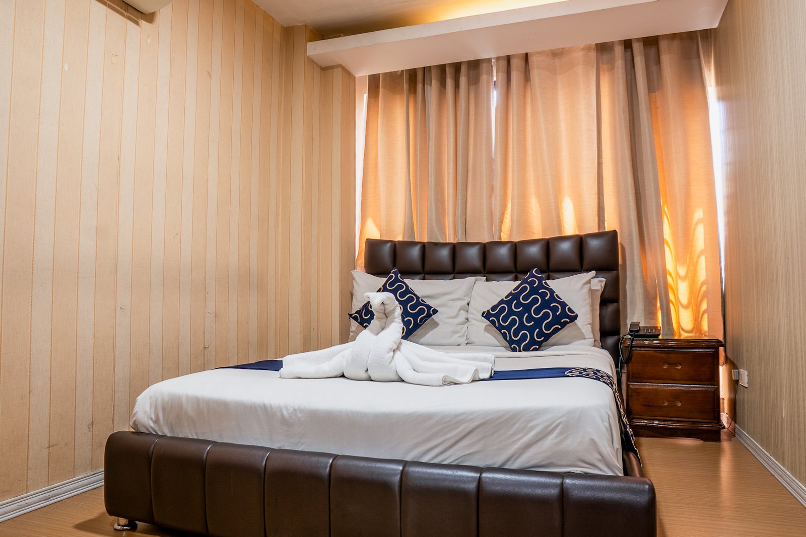 1-Bed Studio Condo Apartment in Quezon City | Fast WiFi + Parking